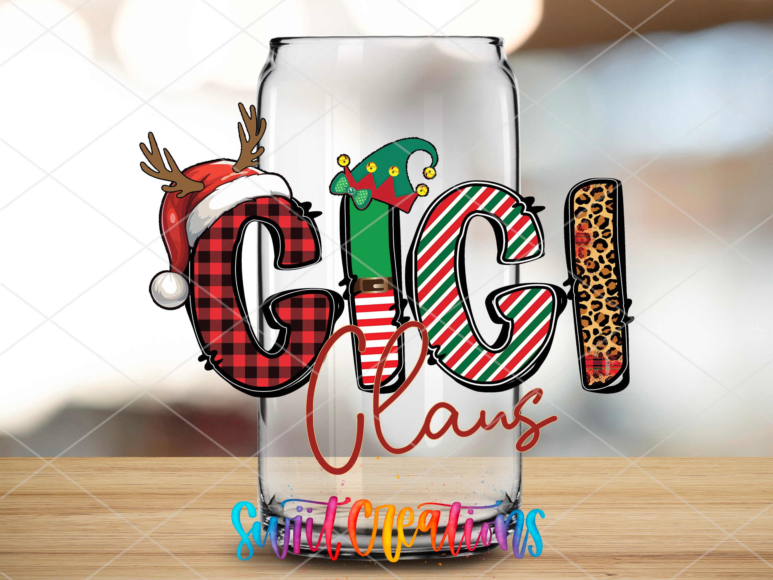 a glass with the word grin claus on it