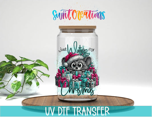 Just Waiting for Christmas raccoon design on glass can