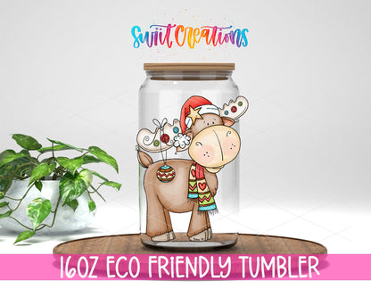 Christmas Moose design on a 16 oz clear glass tumbler with bamboo lid