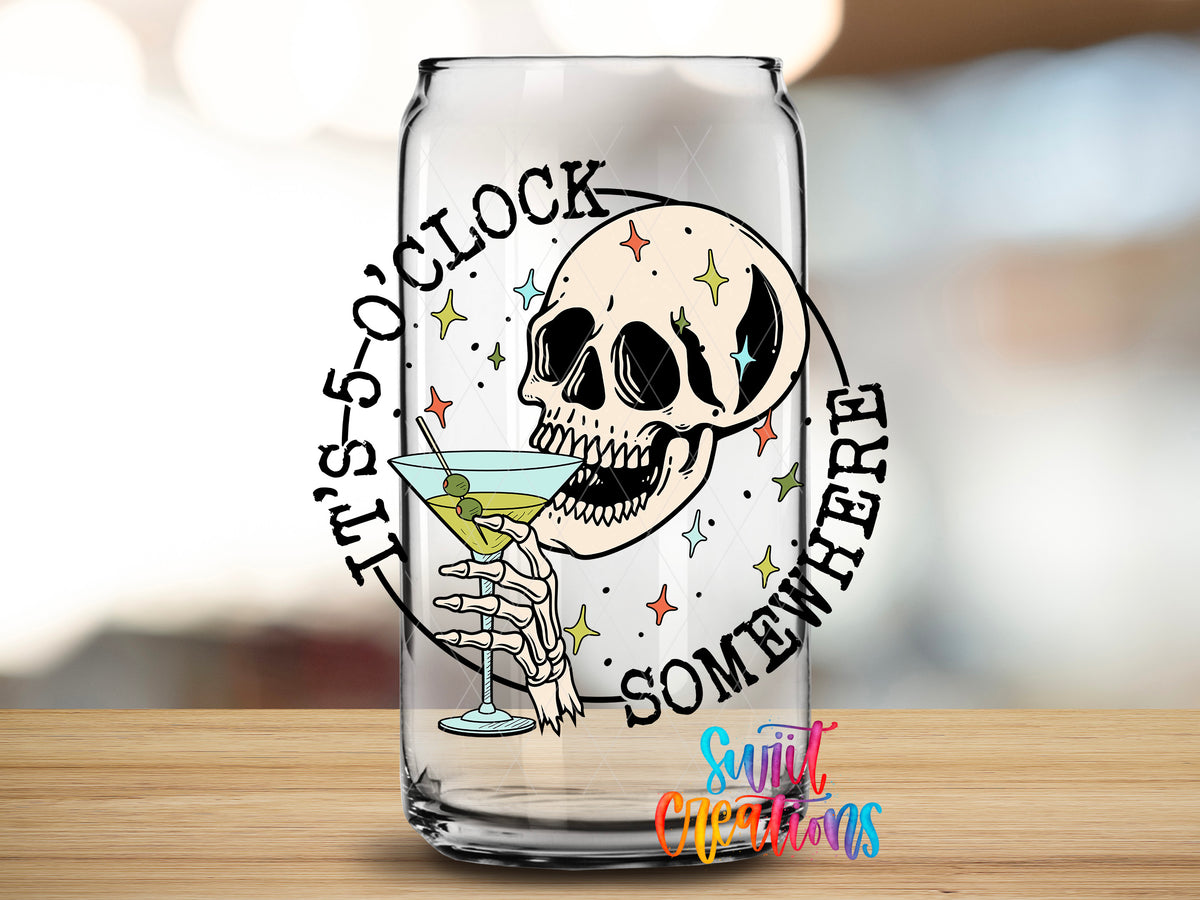 It Is Five O Clock Somewhere design close-up on a clear glass can tumbler