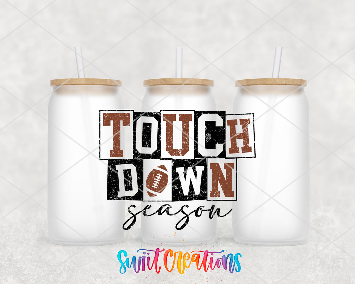 Touchdown Season frosted glass tumbler group view with lids and straws