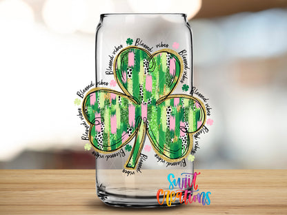 Irish Blessing Clover design close-up on a clear glass can tumbler