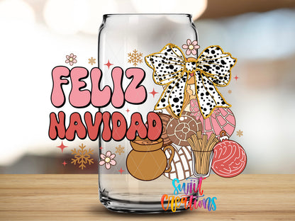 Feliz Navidad Coquette design close-up on a clear glass can tumbler
