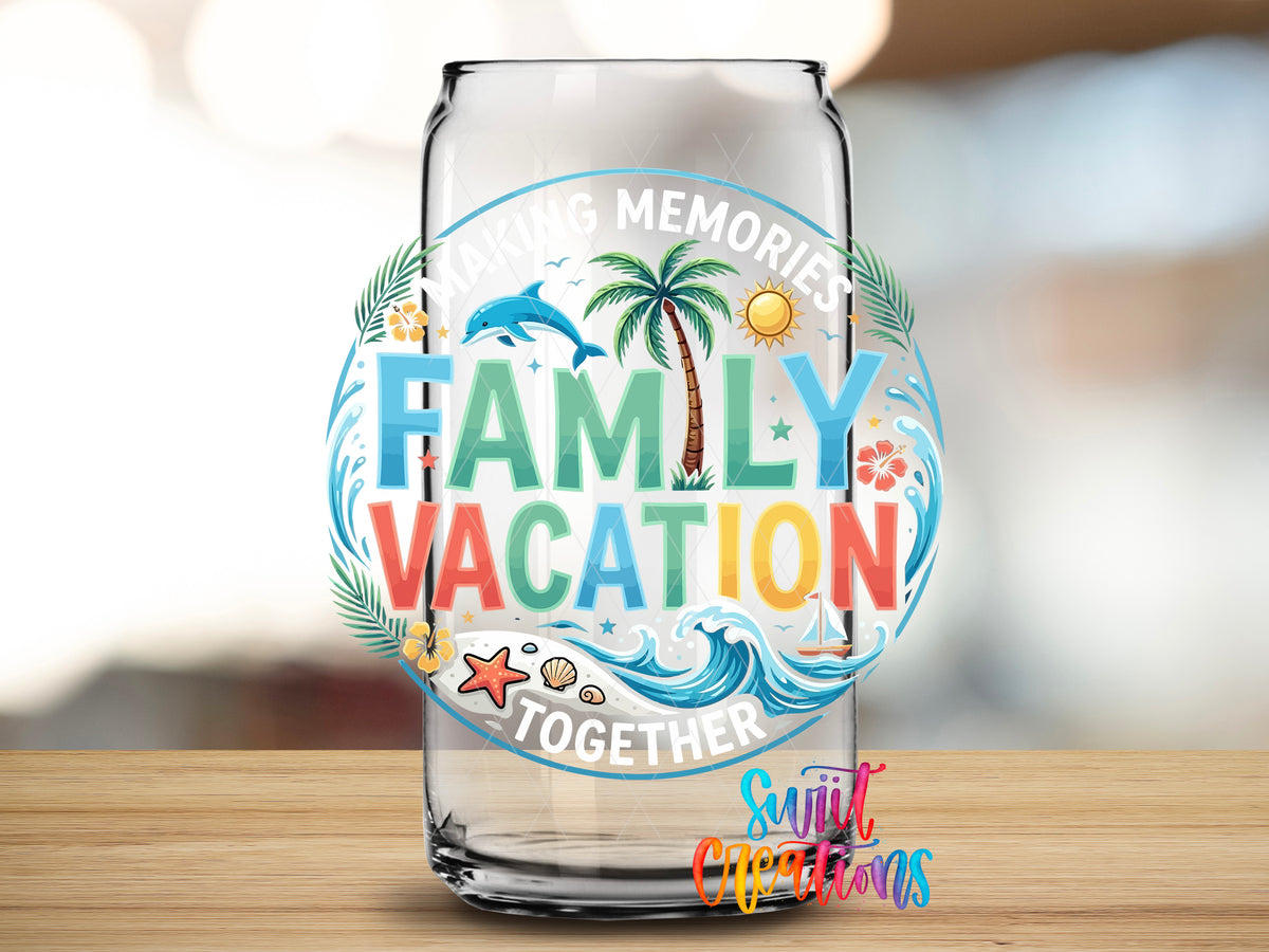 Family Vacation design close-up on a clear glass can tumbler