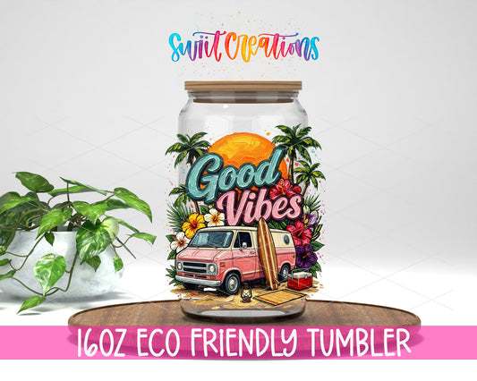 Good Vibes design on a 16 oz clear glass tumbler with bamboo lid