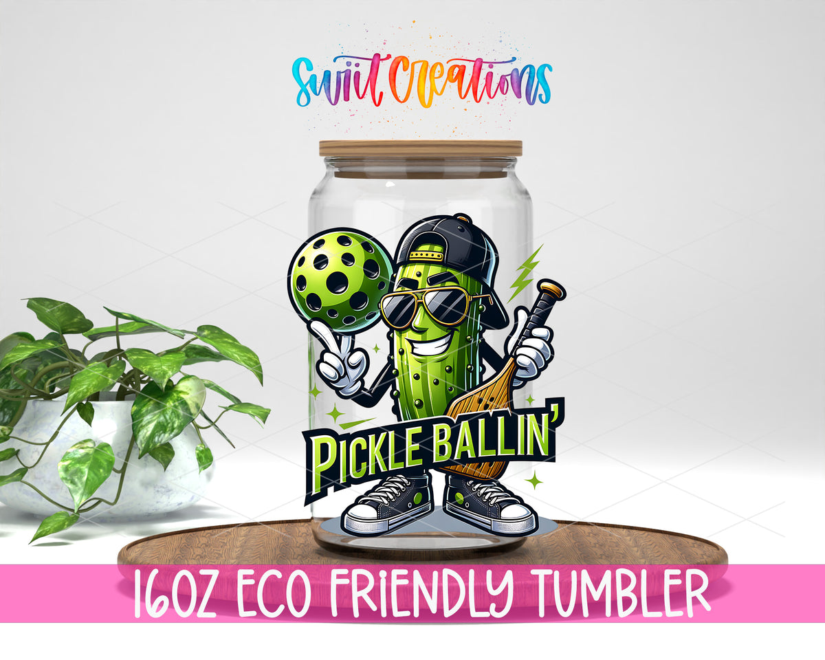 Pickle Ballin design on a 16 oz clear glass tumbler with bamboo lid