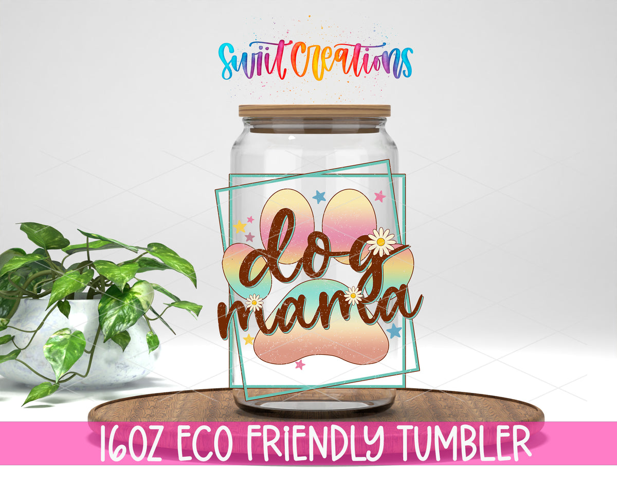 Dog Mama design on a 16 oz clear glass tumbler with bamboo lid