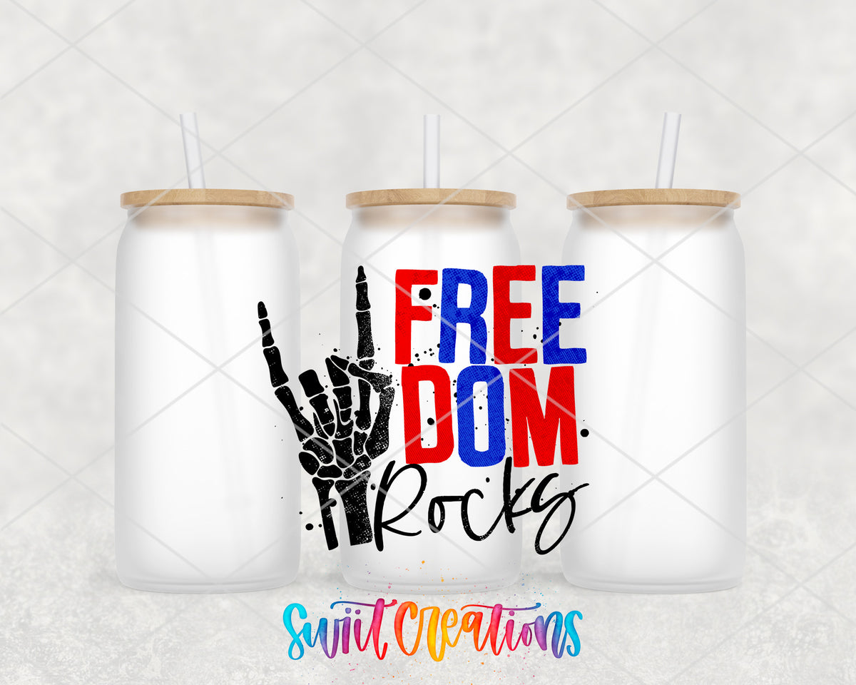 Freedom Rocks frosted glass tumbler group view with lids and straws