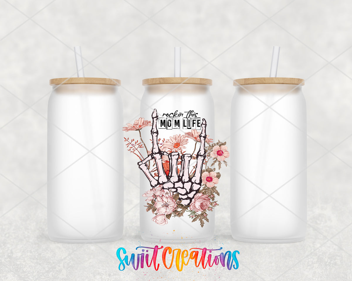 Rockin This Mom Life frosted glass tumbler group view with lids and straws