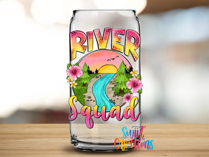 River Squad design close-up on a clear glass can tumbler