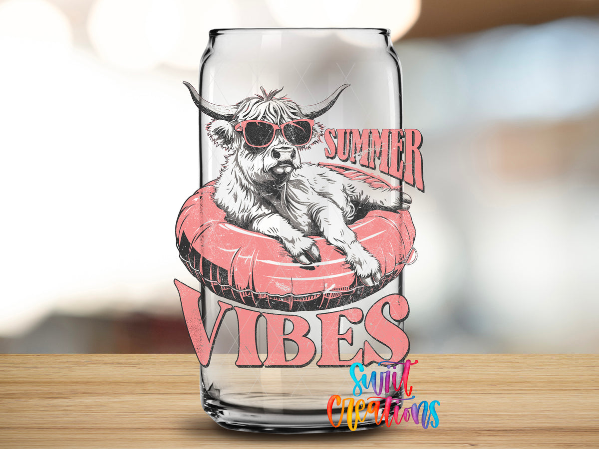Summer Vibes Cow design close-up on a clear glass can tumbler